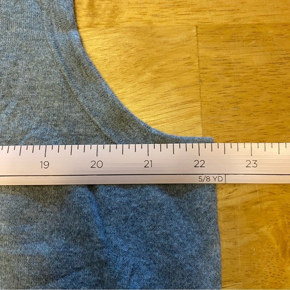 Peter Millar Heather Gray Zip-Up Vest - Picture 14 of 14